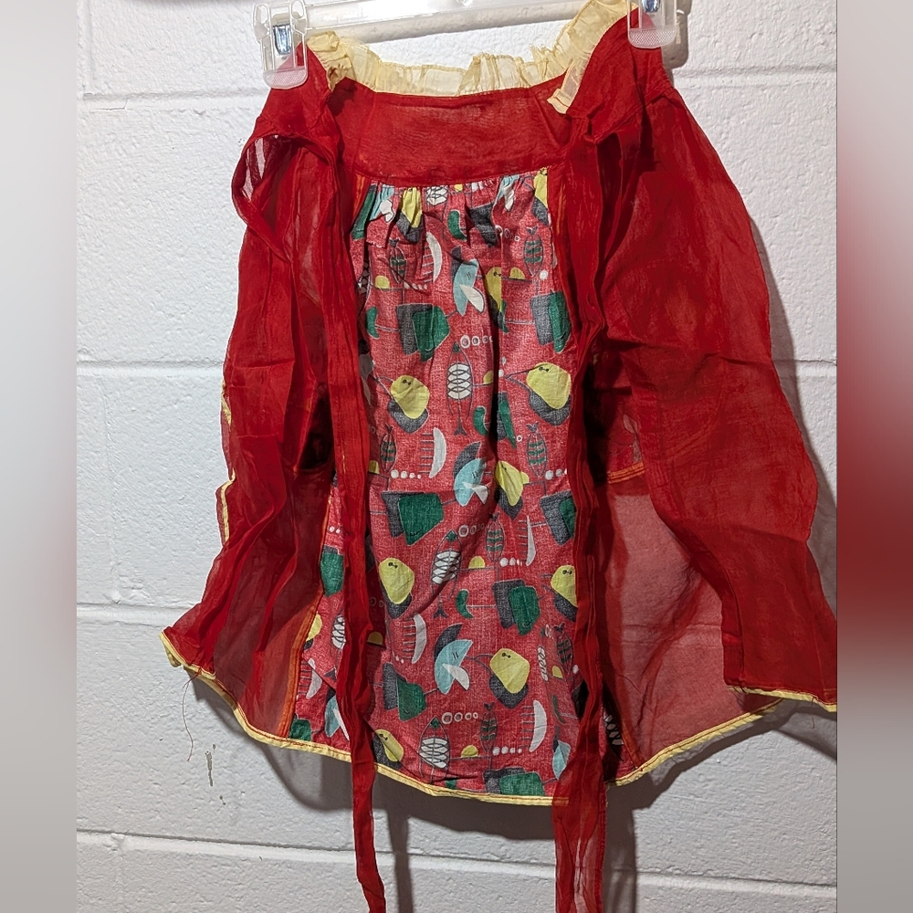 Vintage Half Apron Sheer - Picture 2 of 9